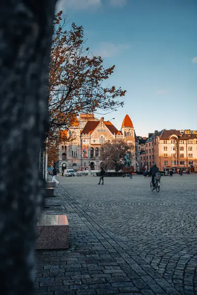 17 Ekim 2023 'te Finlandiya' nın Helsinki kentinde Laponya 'ya giderken iki günlük bir yolculukta çekilmiş..