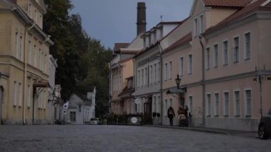 18 Ekim 2023 'te Tallinn, Estonya' da Helsinki 'den buraya yapılan bir günlük gezide çekildi..