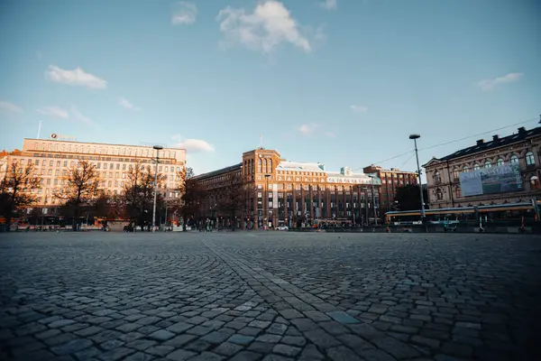 17 Ekim 2023 'te Finlandiya' nın Helsinki kentinde Laponya 'ya giderken iki günlük bir yolculukta çekilmiş..