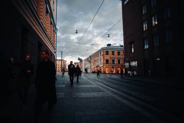 17 Ekim 2023 'te Finlandiya' nın Helsinki kentinde Laponya 'ya giderken iki günlük bir yolculukta çekilmiş..