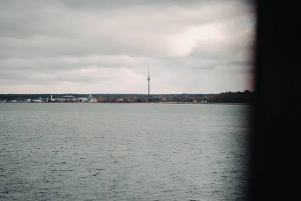 18 Ekim 2023 'te Tallinn, Estonya' da Helsinki 'den buraya yapılan bir günlük gezide çekildi..