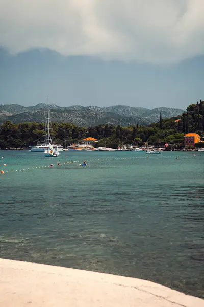 14 Temmuz 2023 'te Hırvatistan' ın Dubrovnik kentinde çekildi..