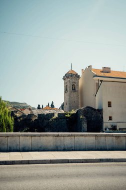 15 Temmuz 2023 'te Hırvatistan' ın Dubrovnik kentinden Bosna-Hersek 'in Trebinje kentine yapılan günlük gezide çekildi..