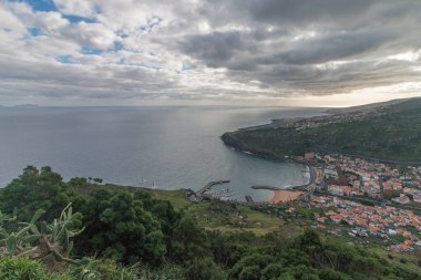 Machico, Madeira 'nın Madeira Özerk Bölgesi' nde, Madeira Adası 'nın güneydoğusunda bulunan bir belediyedir..