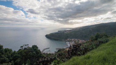 Machico, Madeira 'nın Madeira Özerk Bölgesi' nde, Madeira Adası 'nın güneydoğusunda bulunan bir belediyedir..