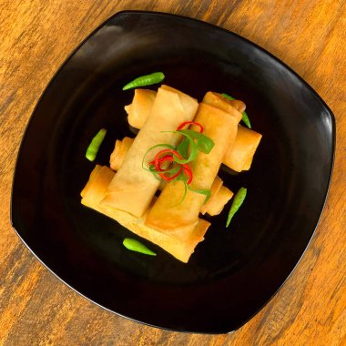 Tavuklu börek çıtır çıtır.