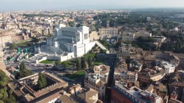 İtalya, Roma 'daki Vittoriano Anıtı' nın 4k Hava Videosu
