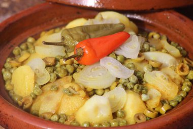 Sebzeli taze Fas Tavernası.