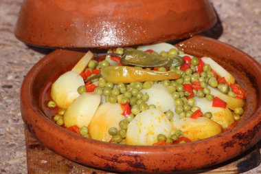 Sebzeli Fas tavernası.