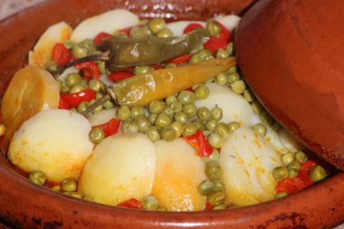 Sebzeli Fas tavernası.