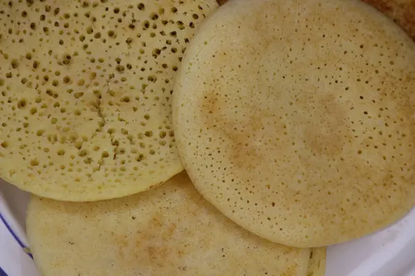 Baghrir Yakından, Geleneksel Fas Gözlemesi