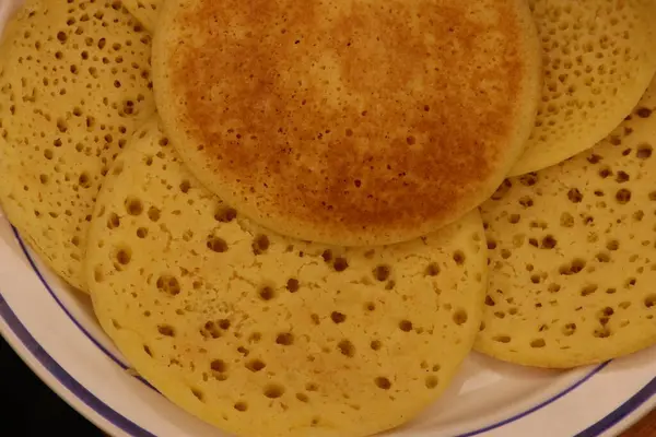 Baghrir Yakından, Geleneksel Fas Gözlemesi