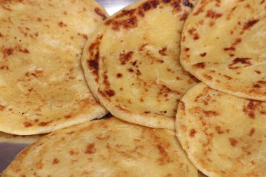 Sayın meclis üyeleri, geleneksel Fas Düz Ekmeği