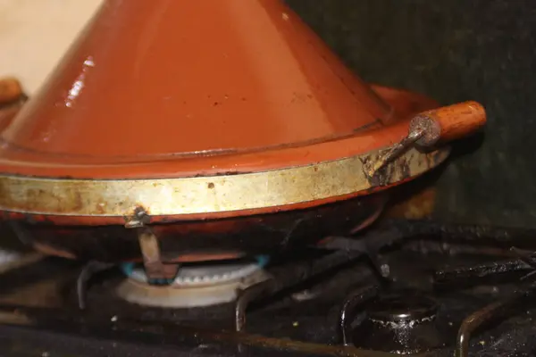 Fas Tajine Ocağı 'nda Pişirme