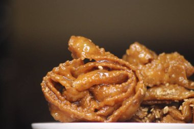 Chebakia Yaklaş, Tatlı Fas Kurabiyesi