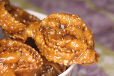 Chebakia Yaklaş, Tatlı Fas Kurabiyesi