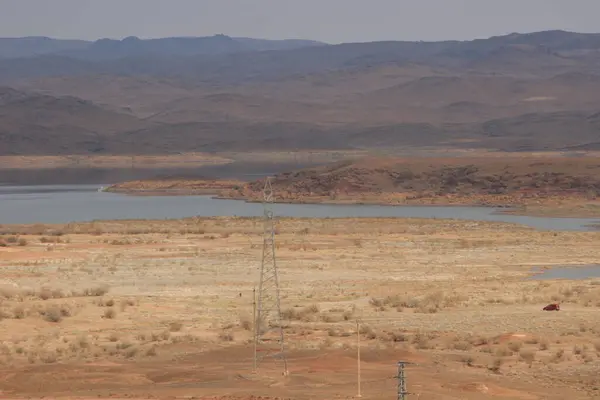 Barrage El Mansour Eddahbi, Ouarzazate Gölü, Fas