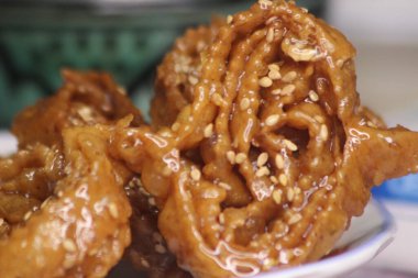 Chebakia Fas Susamlı Kurabiyesi