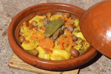 Fas Tajini ya da Tagine Yakından, Amazigh Tajine