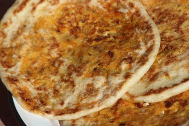 Taze Fas Doldurulmuş Ekmek, Aghroum Ntdount, Amazigh Ekmeği