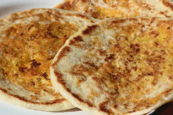 Taze Fas Doldurulmuş Ekmek, Aghroum Ntdount, Amazigh Ekmeği