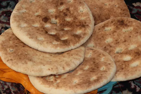 Khobz Yaklaş, Geleneksel Fas ekmeği