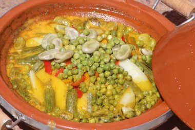 Fas Taze Etiketi Yakından, Berber Tajine