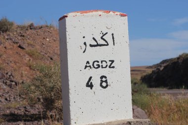 Agdz 48 km İşaret, Fas 'ta Agdz İşareti