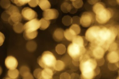 Işıldayan, parıldayan ışıkların olduğu rüya gibi soyut bir film. Bokeh etkisi yumuşak, aydınlık bir his verir. Tasarımlara sihir katmak için mükemmeldir..