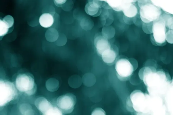 Teal Bokeh yumuşak ve aydınlık bir arka plan yaratıyor, sakin ve büyülü bir estetik sunuyor, zarif tasarımlar için mükemmel..