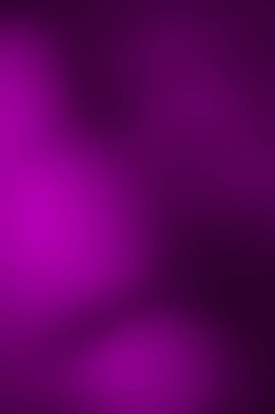 Gizemli mor gölgelerin derecesi rüya gibi ve incelikli bir arka plan tasarımı yaratıyor..