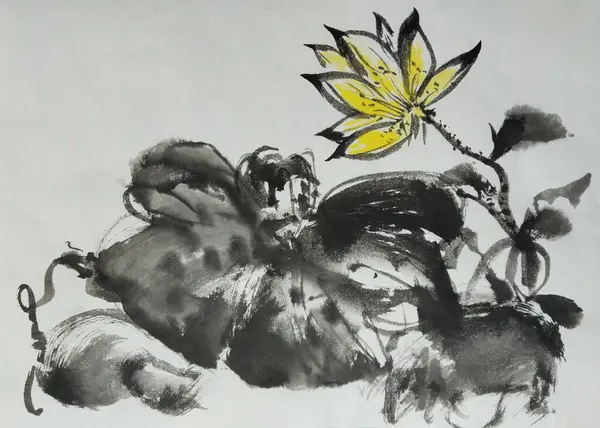 Bir nilüfer yaprağı ve pirinç kağıdı desenli sarı çiçeğin Çin siyah mürekkep fırçası resmi.