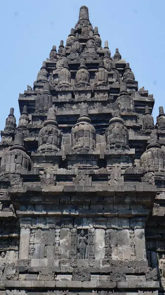 Endonezya şehrindeki antik Prambanan Hindu tapınağı, en ünlü eyaletin başkenti.