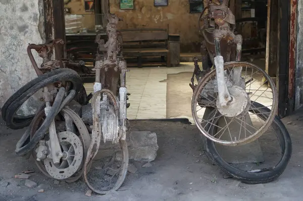 Daerah Istimewa Yogyakarta, Endonezya - 11 Ağustos 1997 Müze gunung merapi 'deki volkanik patlamanın kalıntıları