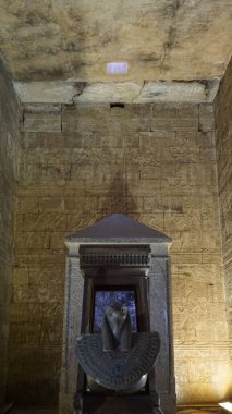 Edfu Tapınağı, Mısır 'ın yukarısında gün ışığında