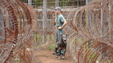 Pho Quoc Adası esirleri Vietnam Savaşı 'nın yeniden canlandırılmasında