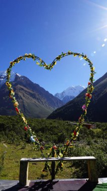 Salkantay Dağ Yürüyüşü, Humantay gölü ve Peru 'da bir nehir.