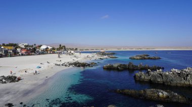 Bahia Inglesa, Şili inanılmaz plaj senaryosu Kuzey Şili, Bahia Inglesa.