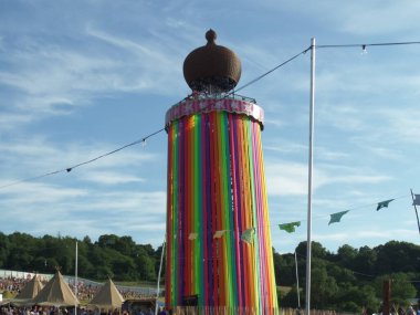 Glastonbury Festivali, ikinci büyük sanat festivali