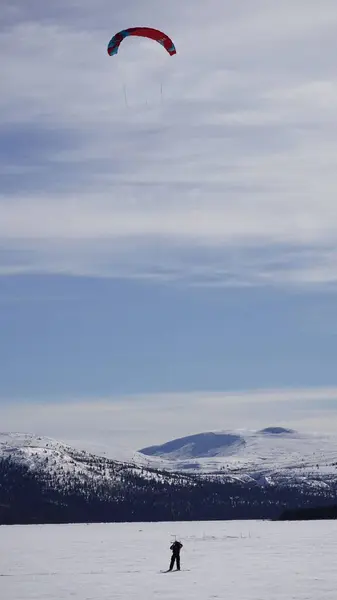 Güzel Kanada 'nın Yukon bölgesindeki Balık Gölü manzarası