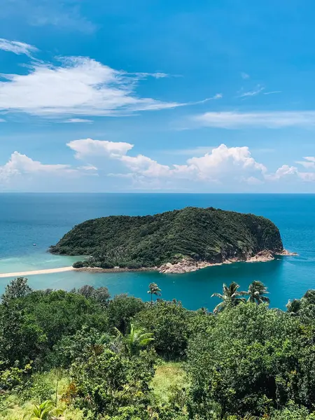 Koh Pha Ngan, Tayland 'da küçük bir ada.