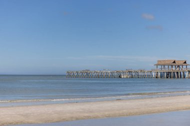 Napoli Rıhtımı Kasırgadan sonra