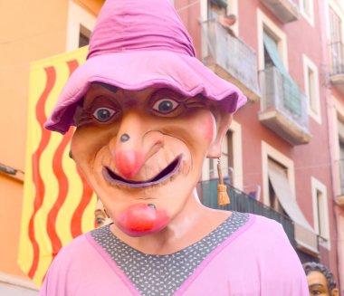 Fallas 'ta Palyaço, Valensiyalı Topluluğunda popüler festival, İspanya
