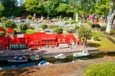 Billund, Danimarka - 16 Haziran 2023: Danimarka 'da Legoland Eğlence Parkı.
