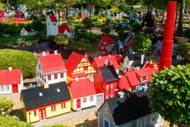 Billund, Danimarka - 16 Haziran 2023: Danimarka 'da Legoland Eğlence Parkı.