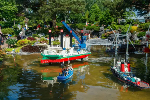 Billund, Danimarka - 16 Haziran 2023: Danimarka 'da Legoland Eğlence Parkı.