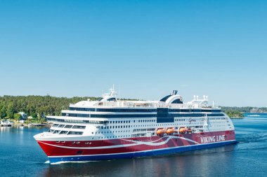 Stockholm, İsveç - 13 Haziran 2023: Feribot Viking Hattı Grace Baltık denizinde
