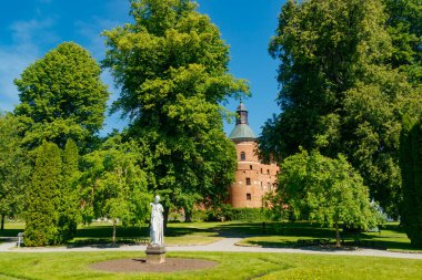 Mariefred, İsveç 'teki Gripsholms kalesinin manzarası