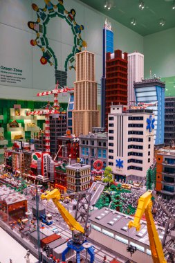 Billund, Danimarka - 17 Haziran 2023: Legohouse - Tuğla Evi.