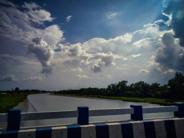 Nehrin ufukla bittiği yerde